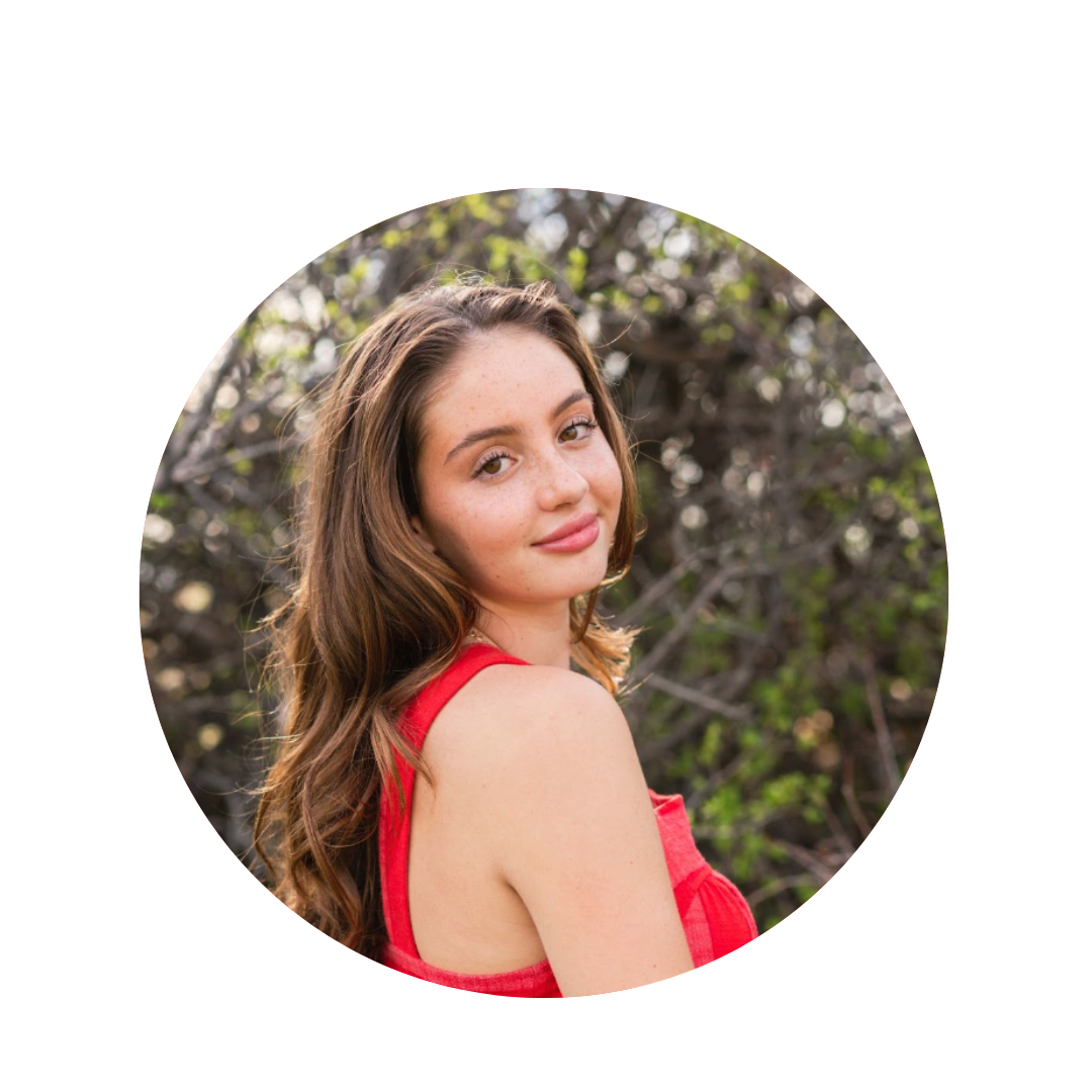 Lilly_Lyon_Headshot